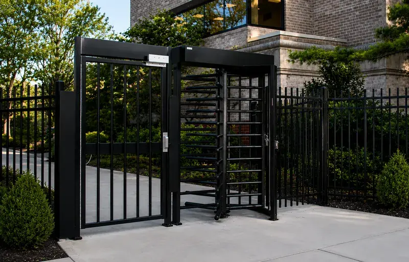 Boon Edam Turnlock full-height turnstile with side gate installation